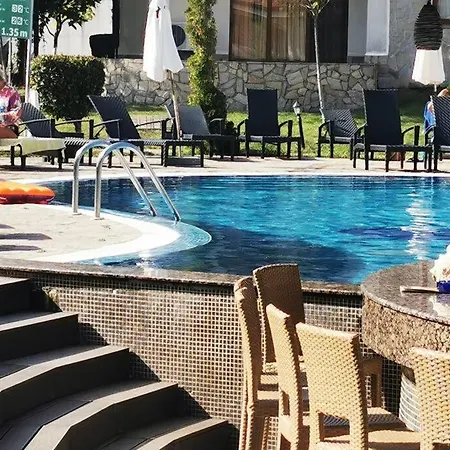 2 Bedrooms, 2 Bathrooms With Seaview, 2 Balconis, 2 Terraces